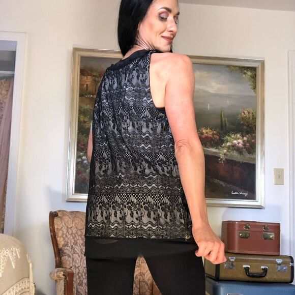 CAbi sleeveless lace layered top blouse - Picture 2 of 5